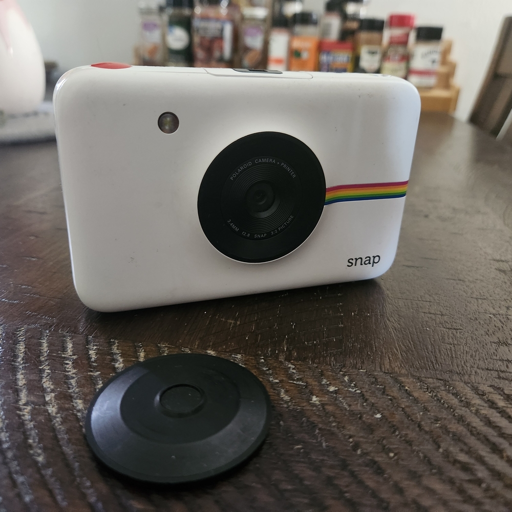 White Instant Camera with USB Cable - Picture 2 of 10